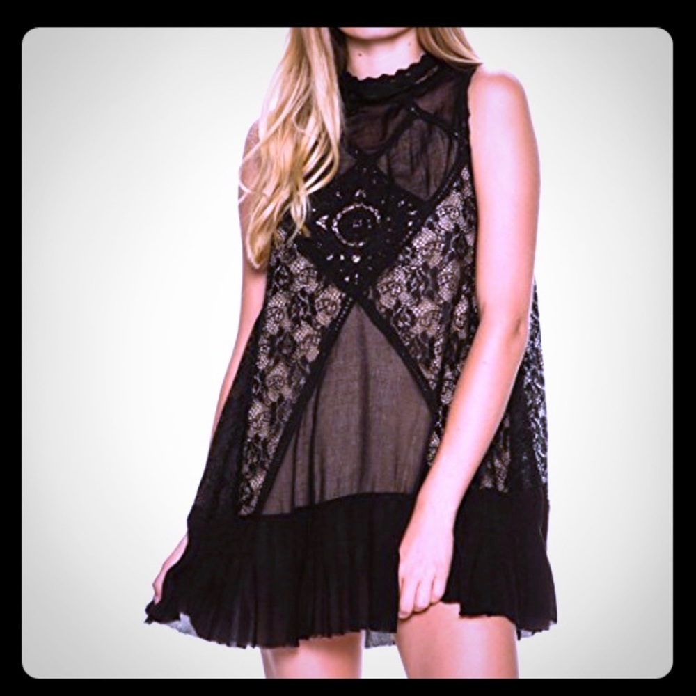 🖤Gorgeous Brand New Angel Lace Free People Dress